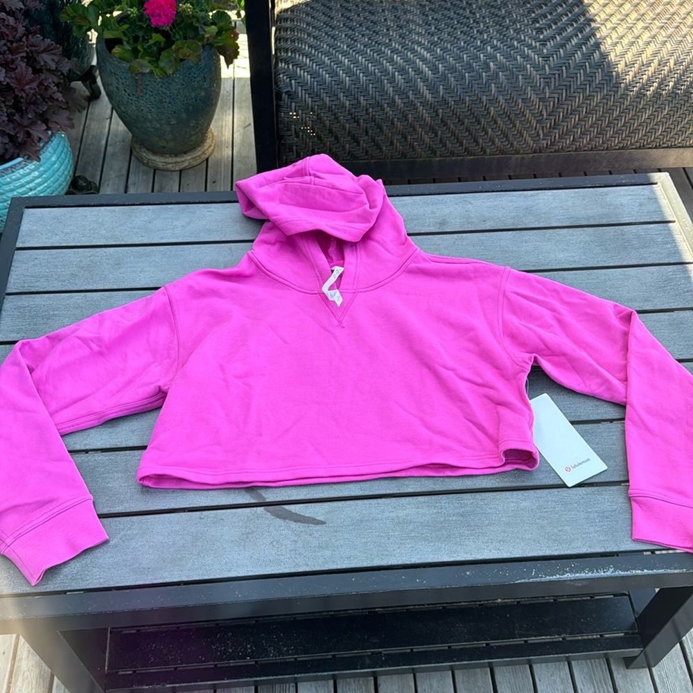lululemon athletica Cropped Hoodie in Bright Pink